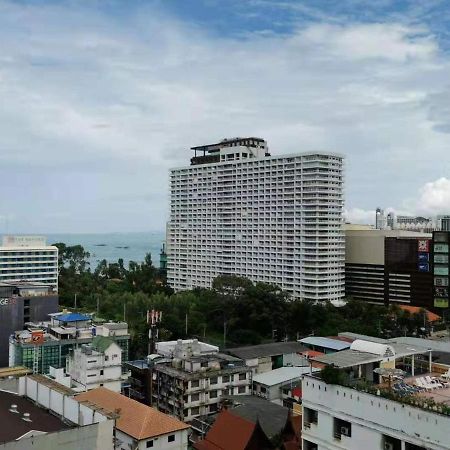 Aparthotel The Base Pattaya Exterior foto